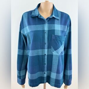 The North Face Women’s Teal and Navy Plaid Flannel Long Sleeve Shirt, Size Med